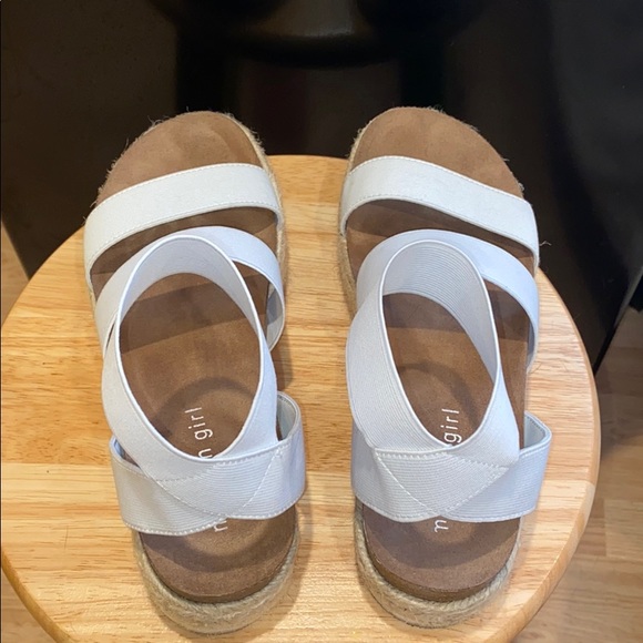 MADDEN GIRL sandals - Picture 2 of 2